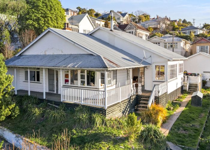  at 35 Morrison Street, Caversham, Dunedin