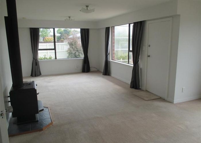  at 8 Tulloch Place, Papanui, Christchurch City, Canterbury