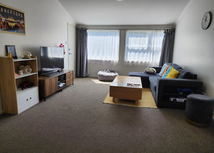  at 2/10A Te Aroha Street, Hamilton East, Hamilton, Waikato