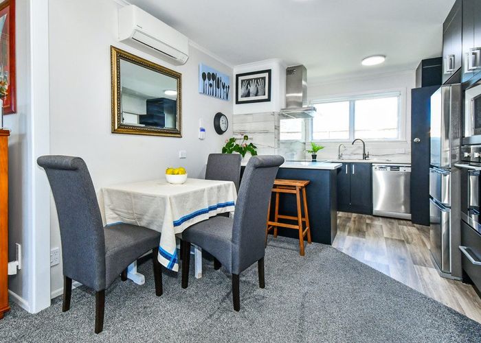  at 2/49 Wilmay Avenue, Papatoetoe, Manukau City, Auckland