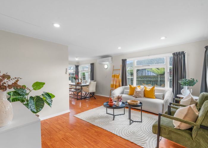  at 1/133 Langdons Road, Papanui, Christchurch City, Canterbury