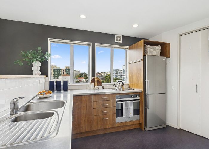  at 12/2 Ohiro Road, Aro Valley, Wellington, Wellington