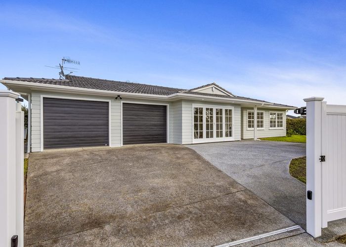  at 2 Tupaki Place, Pakuranga, Manukau City, Auckland
