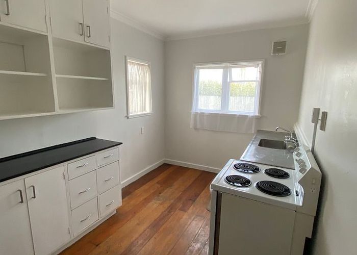  at 1/229 Featherston Street, City Centre, Palmerston North, Manawatu / Whanganui