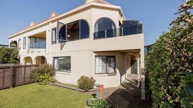  at 207C Marine Parade, Mount Maunganui, Mount Maunganui