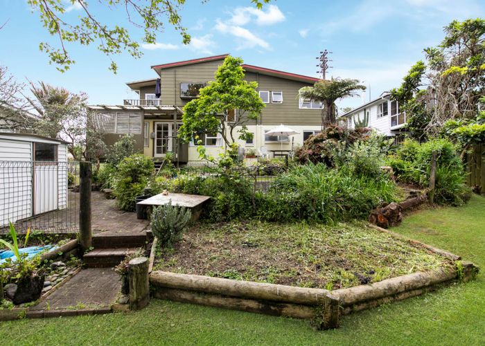  at 71 Captain Scott Road, Glen Eden, Auckland