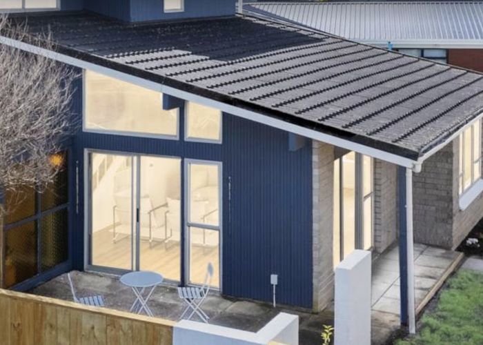  at 1/30 Whiteacres Drive, Sunnyhills, Auckland