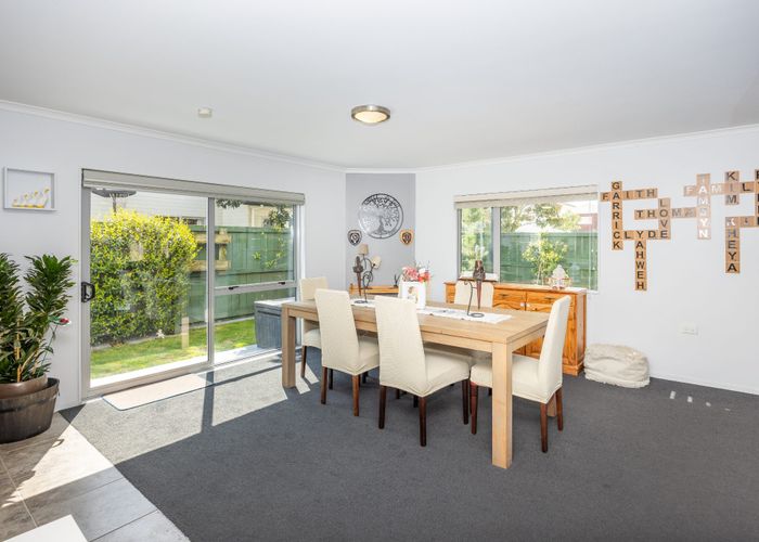  at 23 Gordon Davies Lane, Huntington, Hamilton