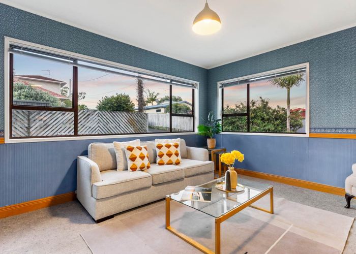  at 127 Bleakhouse Road, Mellons Bay, Manukau City, Auckland