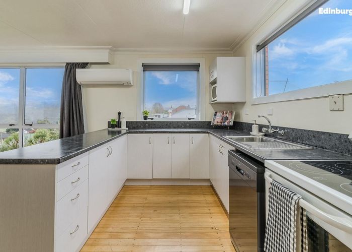  at 102 Kenmure Road, Belleknowes, Dunedin, Otago