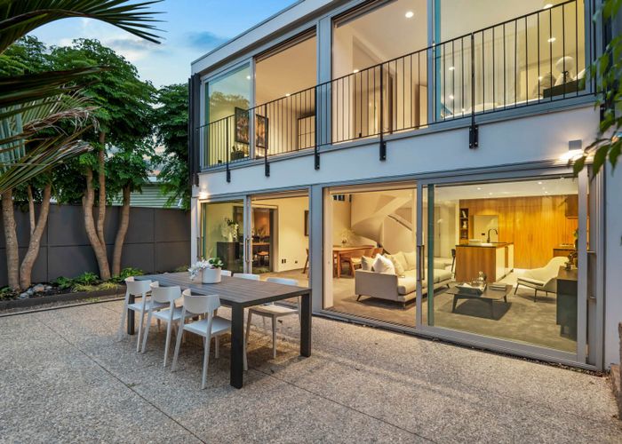  at 31A The Parade, St Heliers, Auckland