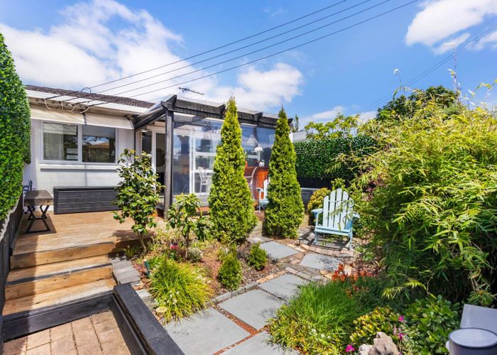  at 2/14 Argyle Street, Herne Bay, Auckland City, Auckland