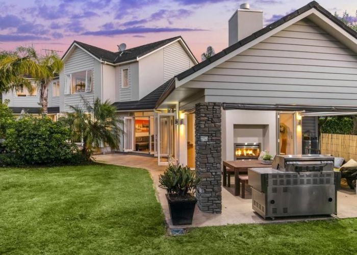  at 2 Oscar Road, Greenhithe, North Shore City, Auckland