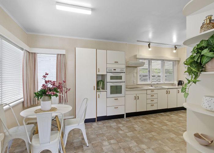  at 214 Waddington Drive, Naenae, Lower Hutt, Wellington