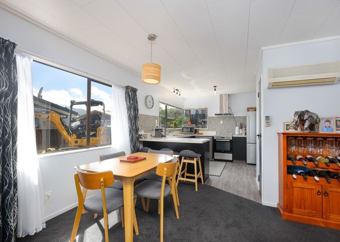  at 2/5 Ngaio Street, Wainuiomata, Lower Hutt