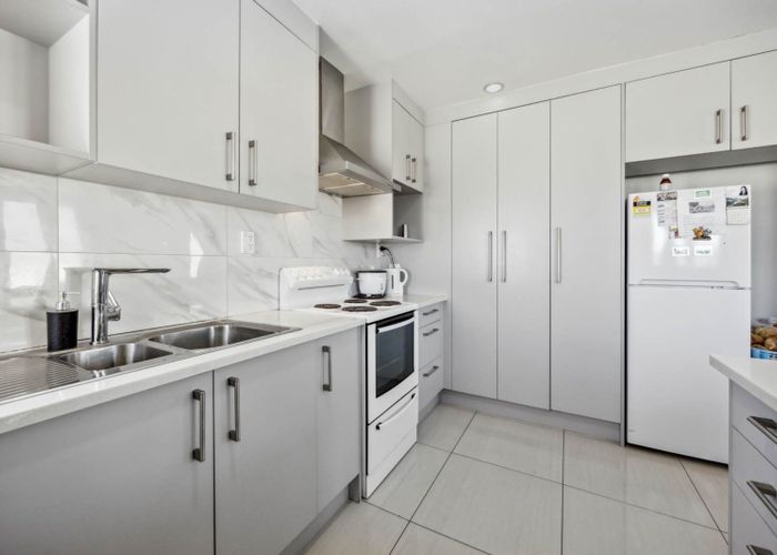  at 54 Glen Road, Ranui, Waitakere City, Auckland