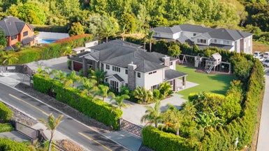  at 13A Regis Lane, Flat Bush, Auckland