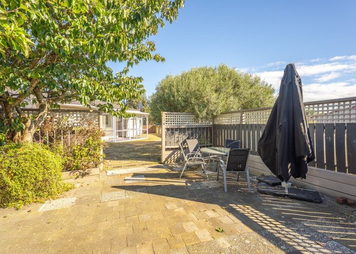  at 52 Sarah Street, Waikawa Beach, Horowhenua, Manawatu / Whanganui