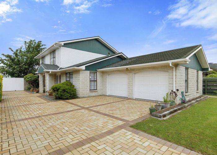  at 32 De Menech Grove, Avalon, Lower Hutt, Wellington