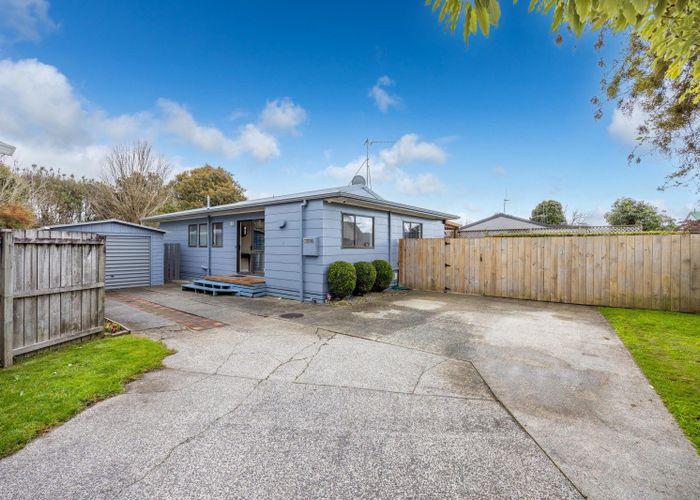 at 91B Oakfield Crescent, Pukete, Hamilton