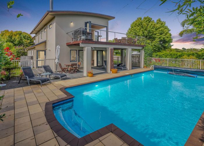  at 17 Campbell Road, Maraetai, Auckland