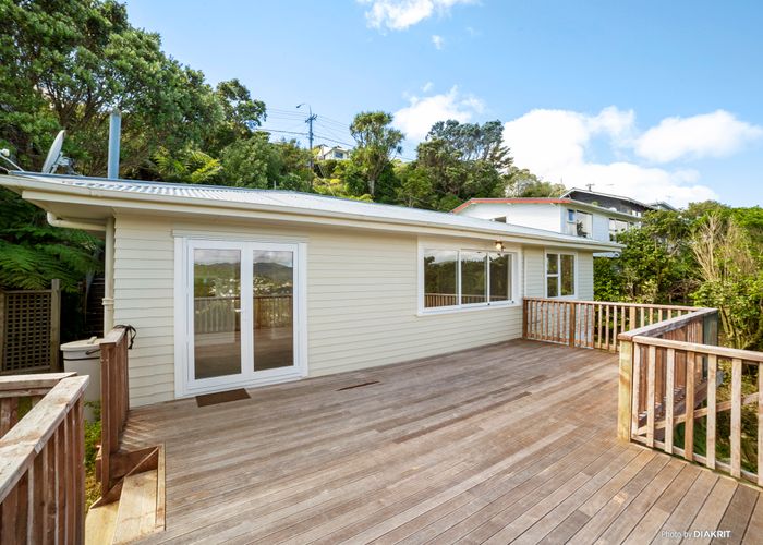  at 20 Bedford Street, Northland, Wellington