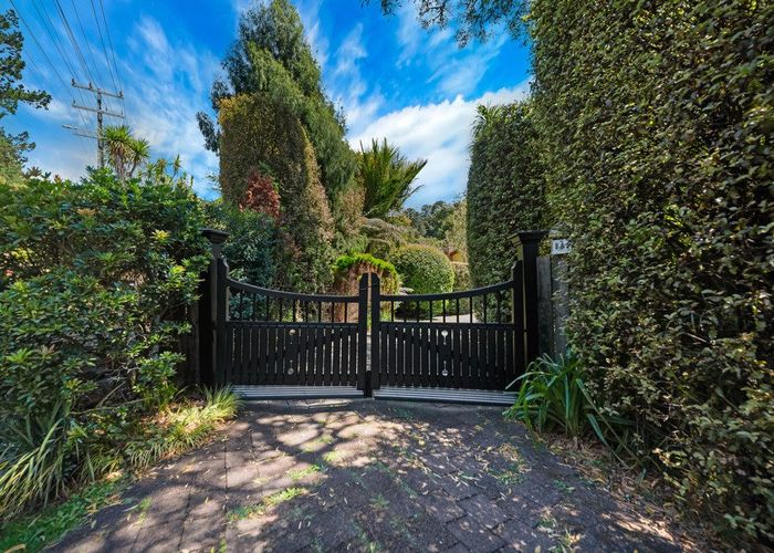  at 883 Swanson Road, Swanson, Waitakere City, Auckland