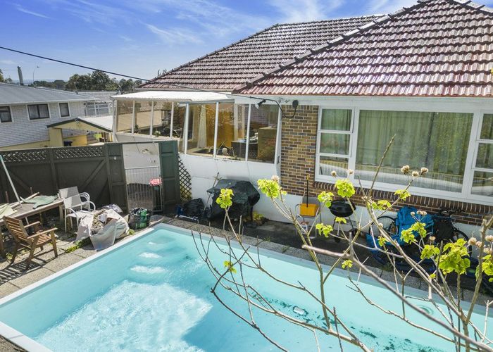  at 23 Armagh Road, Blockhouse Bay, Auckland