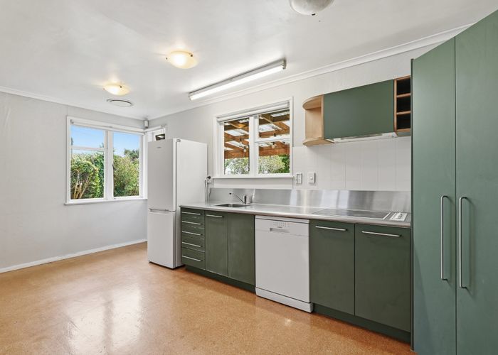  at 2 Puriri Crescent, Hillcrest, Rotorua, Bay Of Plenty