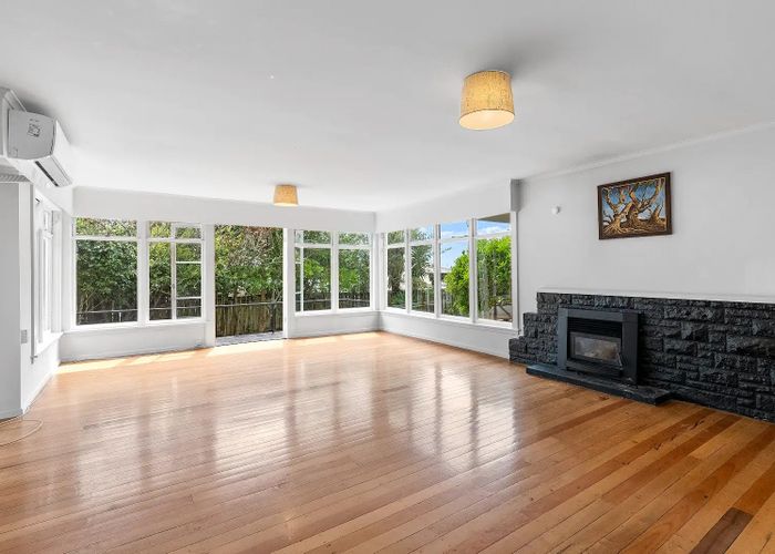  at 70C Lincoln Park Drive, Massey, Waitakere City, Auckland