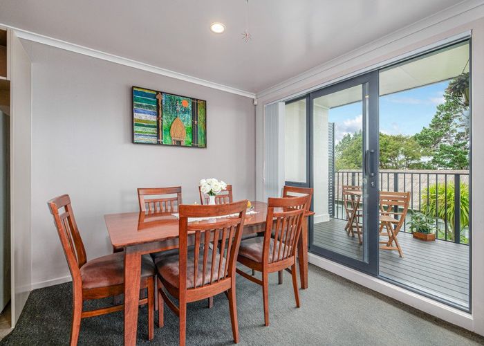  at 3E/1 Wadier Place, Henderson, Waitakere City, Auckland