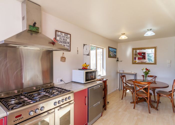  at 1715 State Highway 2, Kaitoke, Upper Hutt