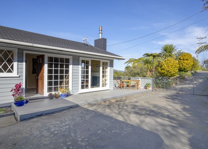  at 4 Sunshine Crescent, Kelson, Lower Hutt