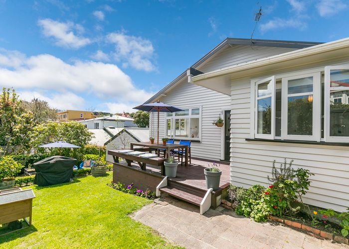  at 44 Cooper Street, Karori, Wellington