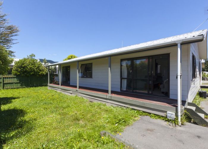  at 62 Rata Road, Raumati Beach, Paraparaumu
