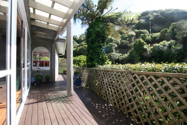  at 196 Park Road, Belmont, Lower Hutt