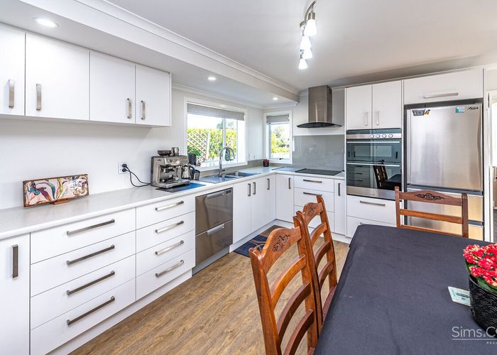  at 34 Selwyn Crescent, College Estate, Whanganui, Manawatu / Whanganui
