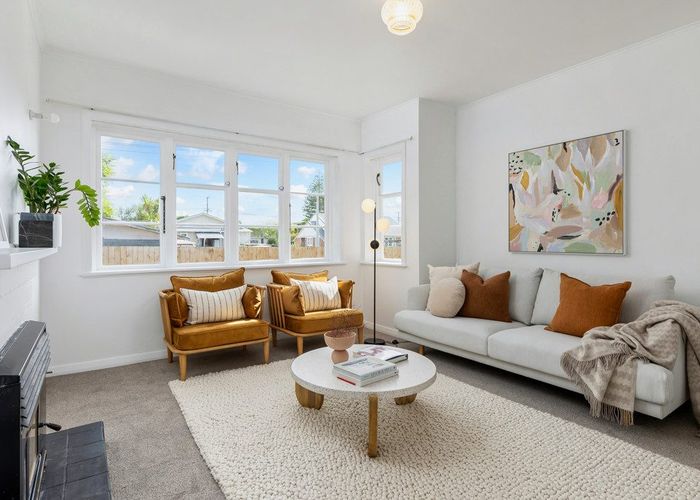  at 4/24 Formby Avenue, Point Chevalier, Auckland