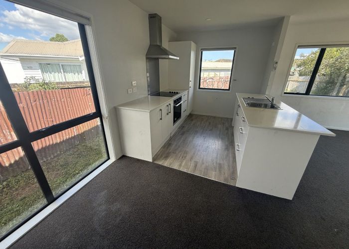  at 6A Nairn Place, Otara, Manukau City, Auckland