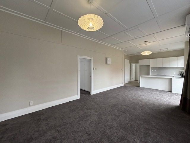  at 5a Invermay Avenue, Mount Roskill, Auckland City, Auckland