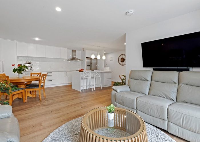  at A3/30 Bute Road, Browns Bay, North Shore City, Auckland