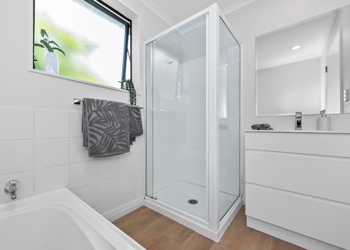  at 54 Norana Road, Timberlea, Upper Hutt, Wellington