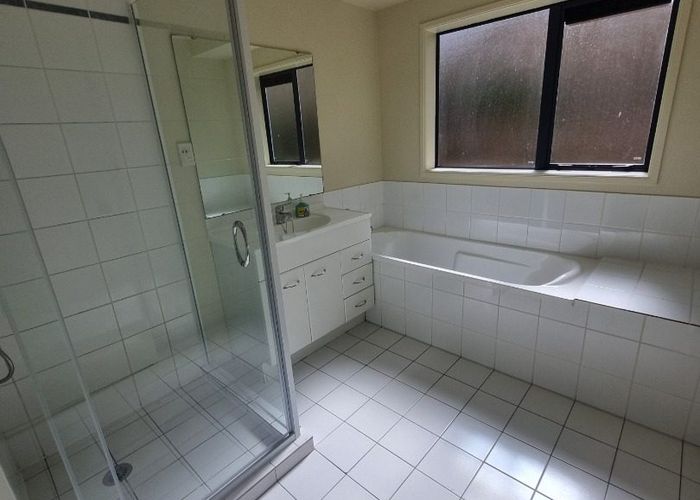  at 46 View Ridge Drive, Ranui, Waitakere City, Auckland