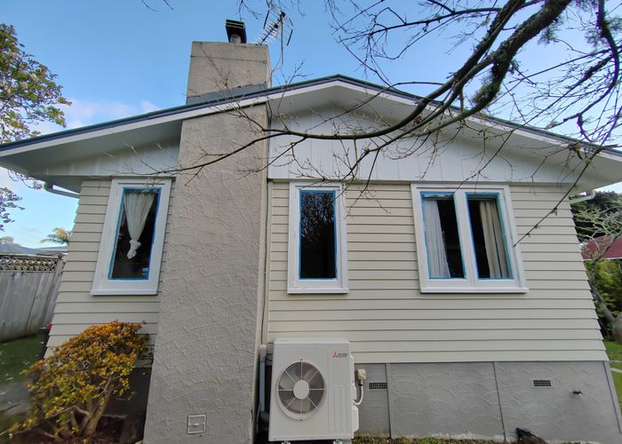  at 70 Lake road, Northcote, North Shore City, Auckland