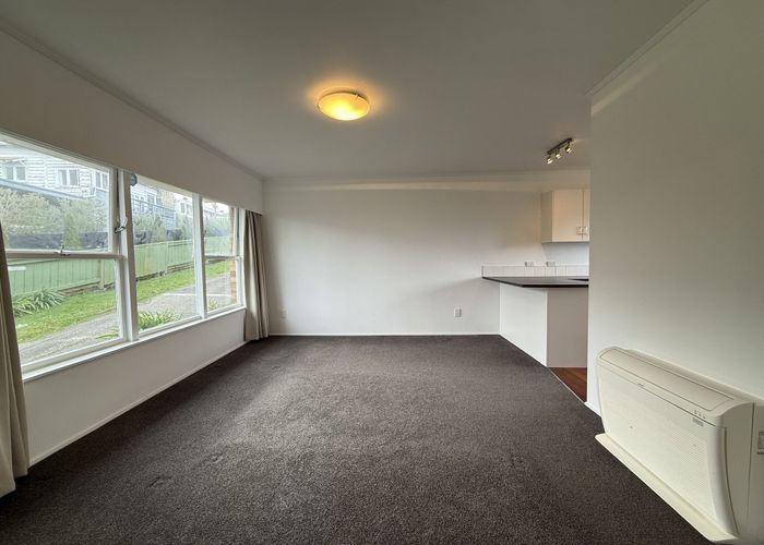  at 3/242 Onewa Road, Birkenhead, North Shore City, Auckland