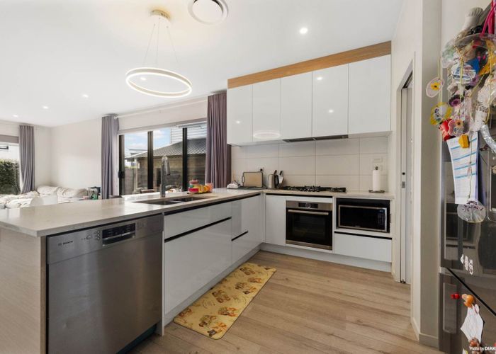  at 33B Westgate Drive, Westgate, Waitakere City, Auckland