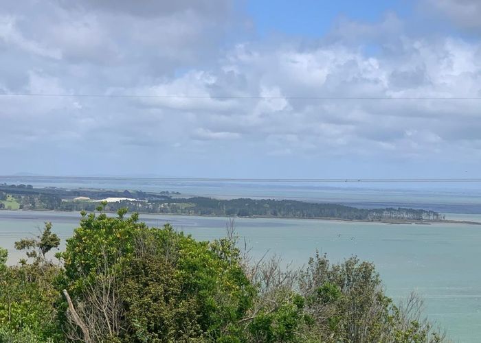  at Hillsborough, Auckland City, Auckland