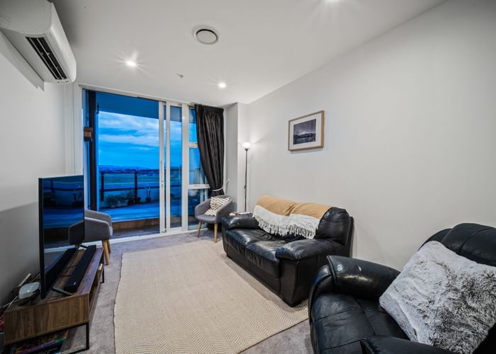  at 104/26C Racecourse Parade, Avondale, Auckland City, Auckland