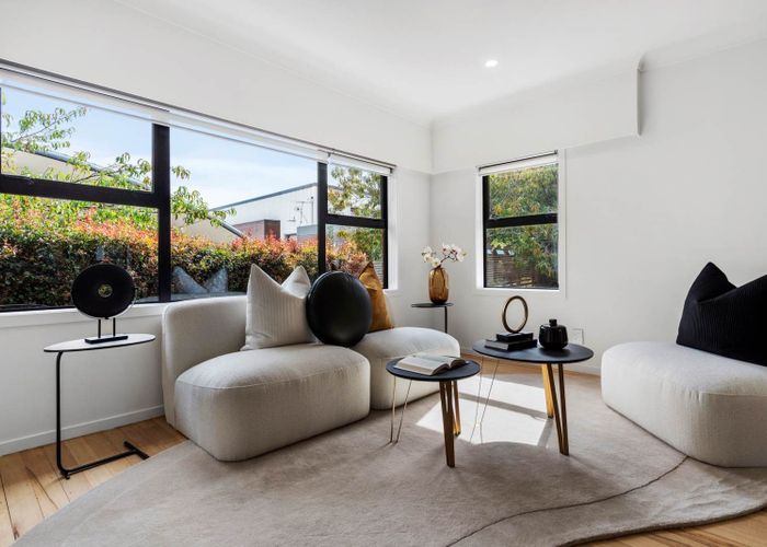 at 7/66 Waiatarua Road, Remuera, Auckland