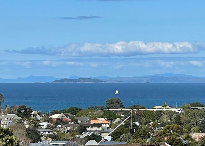  at 12 Stanmore Bay Road, Stanmore Bay, Whangaparaoa